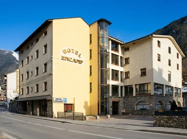 hotel ENCAMP